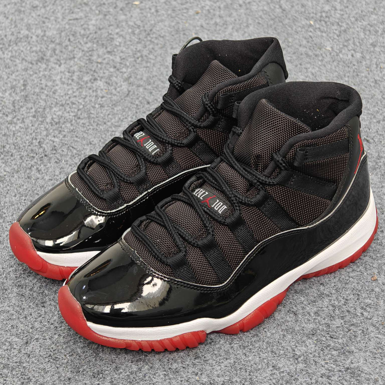 Aj11黑红 40.5码原盒 WW0622