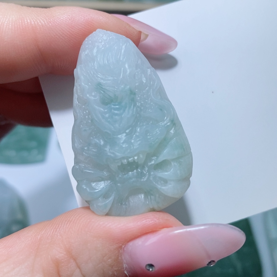 定制翡翠未镶嵌吊坠