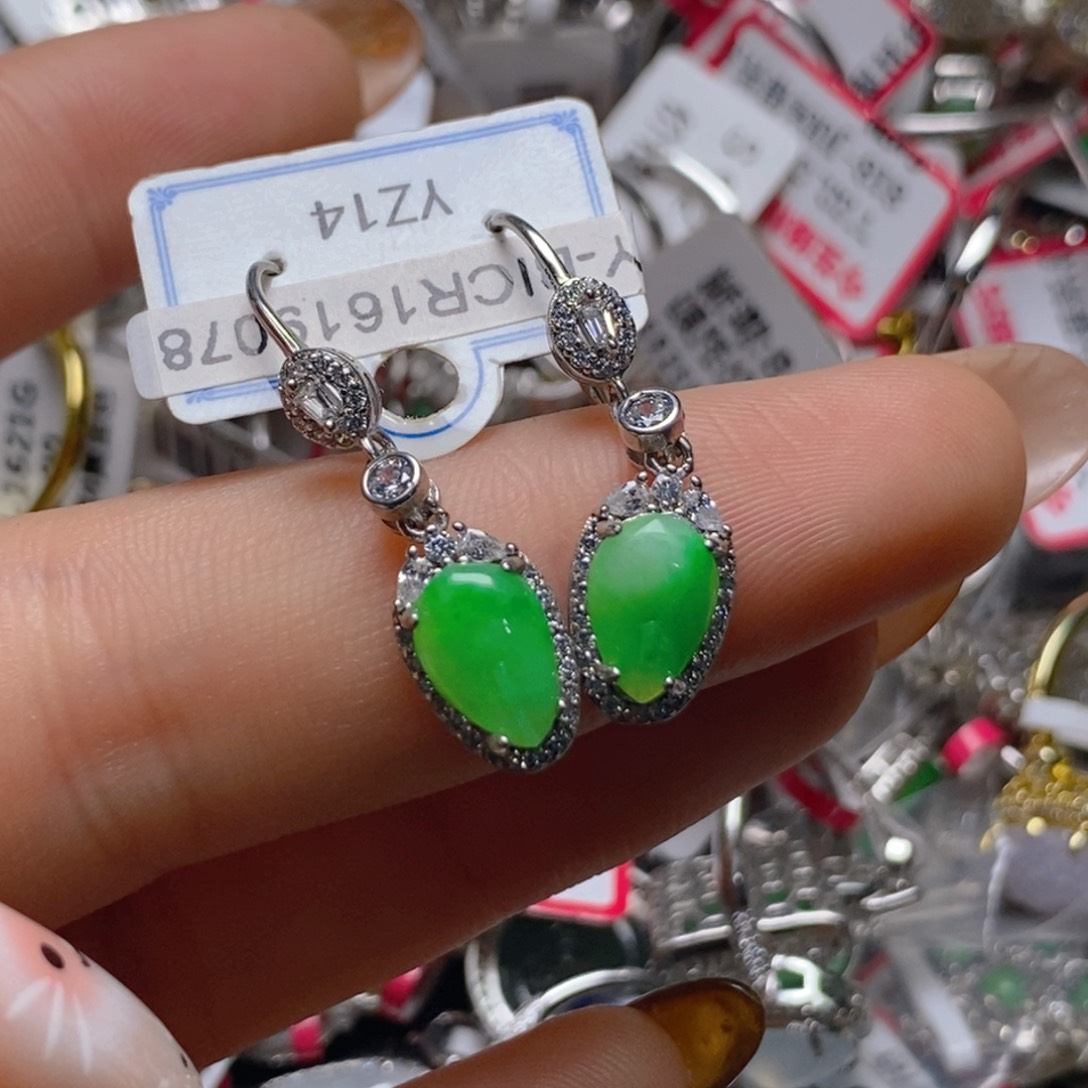 银S925镶嵌戒指翡翠洁百内无证书