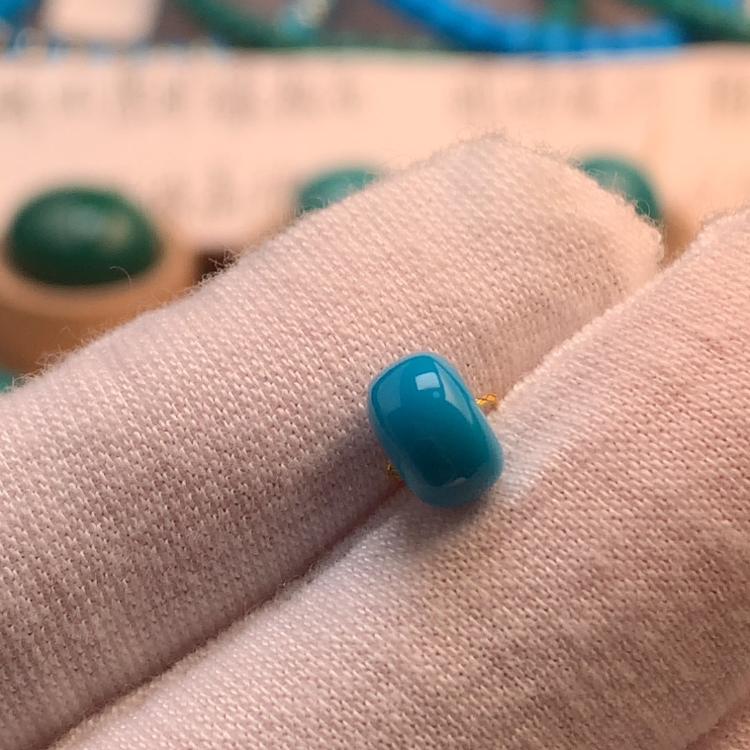 绿松石未镶嵌挂件7.5mm