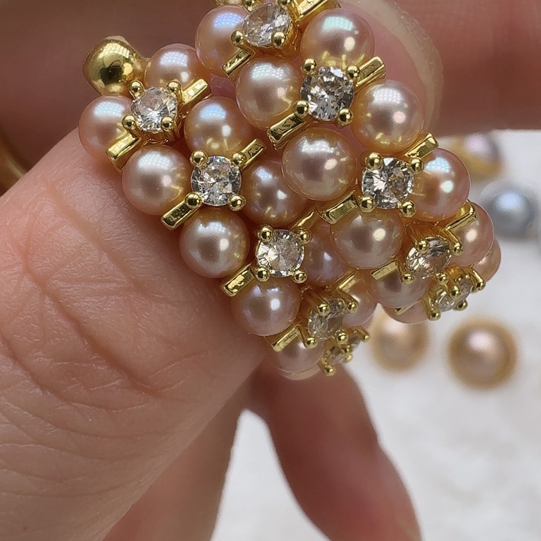 未镶嵌淡水珍珠耳饰