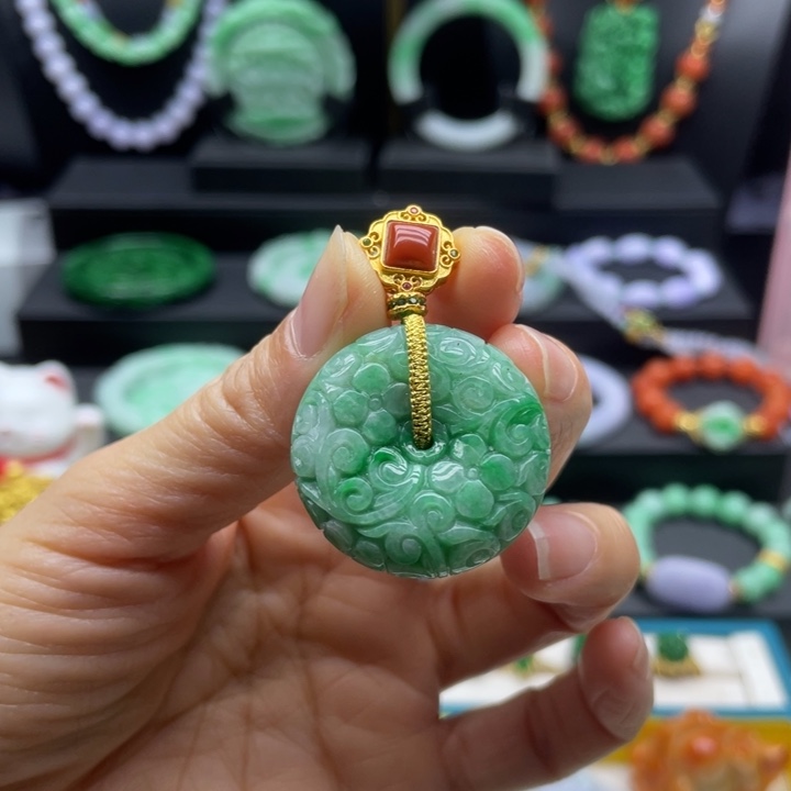 翡翠未镶嵌颈饰翡翠扣子