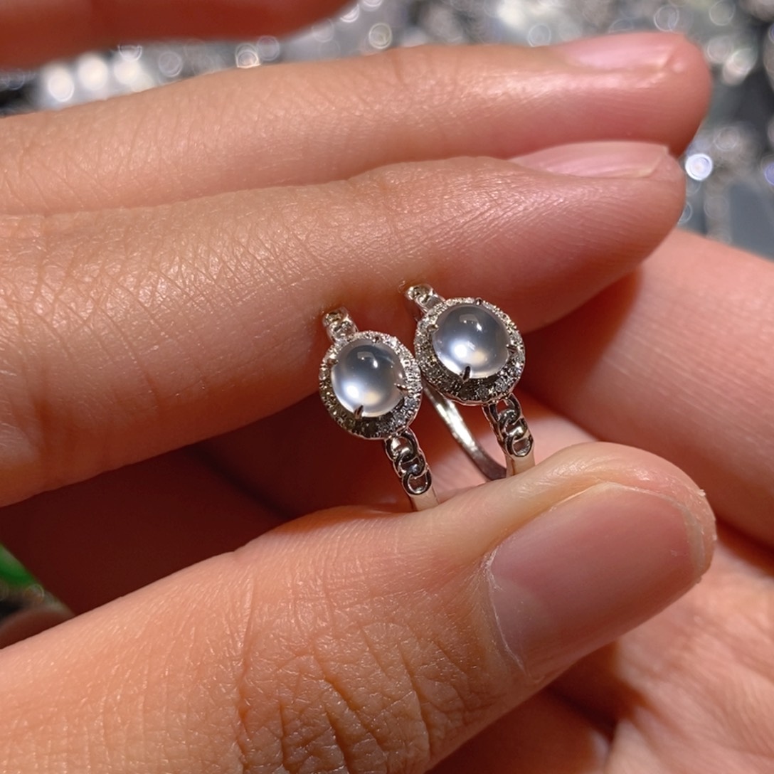 翡翠耳饰18K金镶嵌天然缅甸A货翡翠