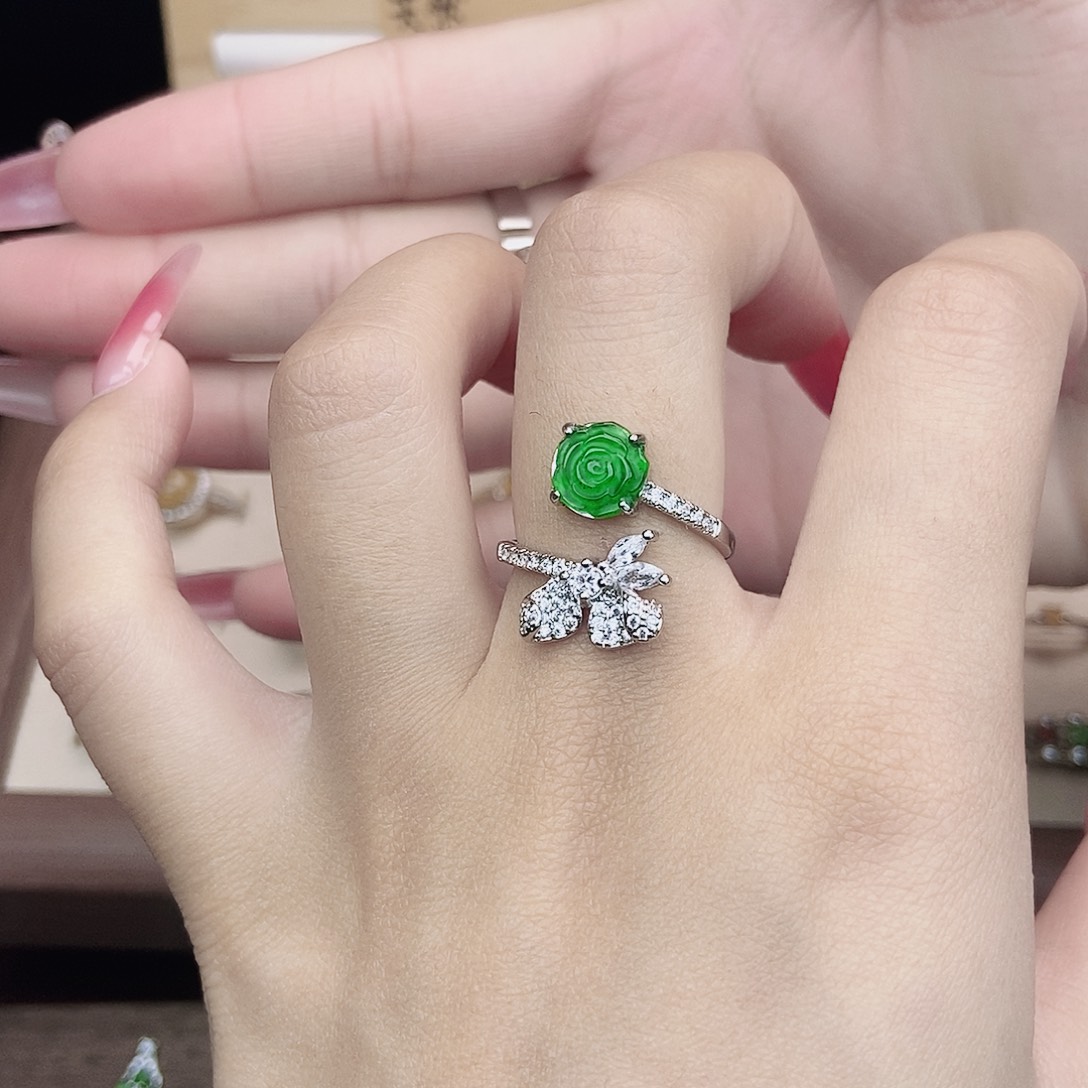 翡翠未镶嵌戒指08