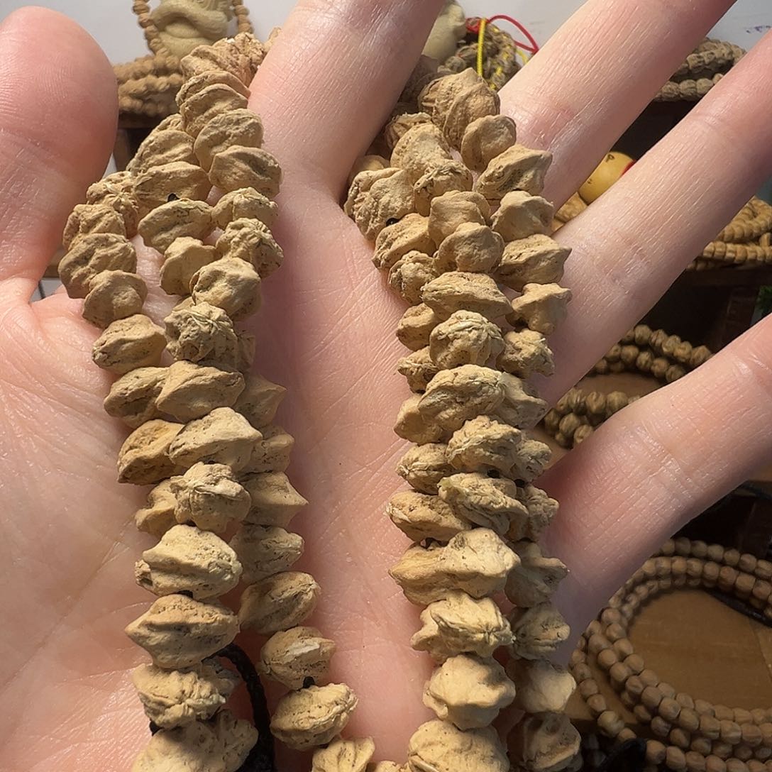 会***鱼柏香籽/百香籽吊坠