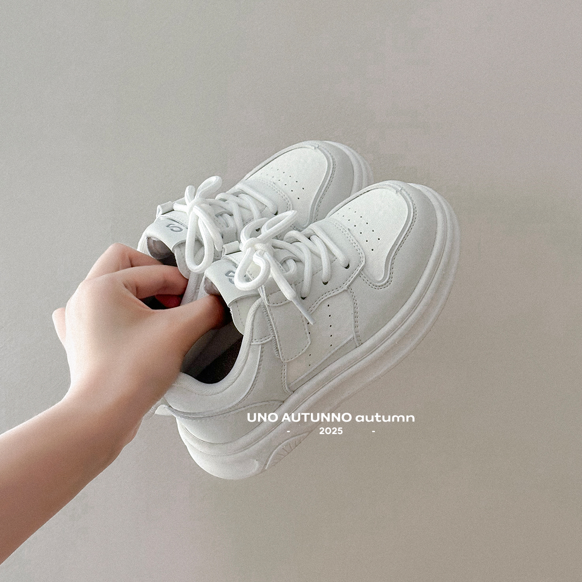 「UNO AUTUNNO」女中大童百搭休闲鞋时尚运动加绒小白鞋板鞋531003