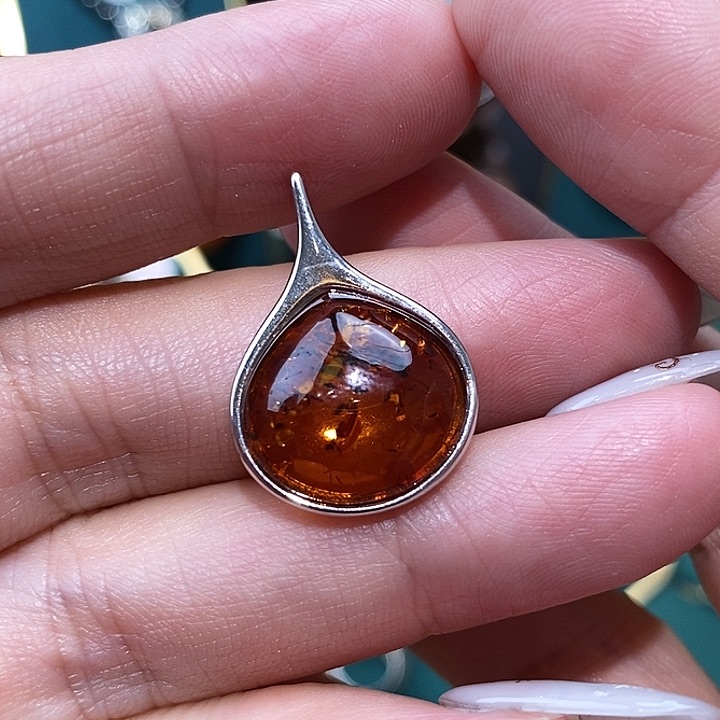 琥珀（花珀）颈饰银S925镶嵌