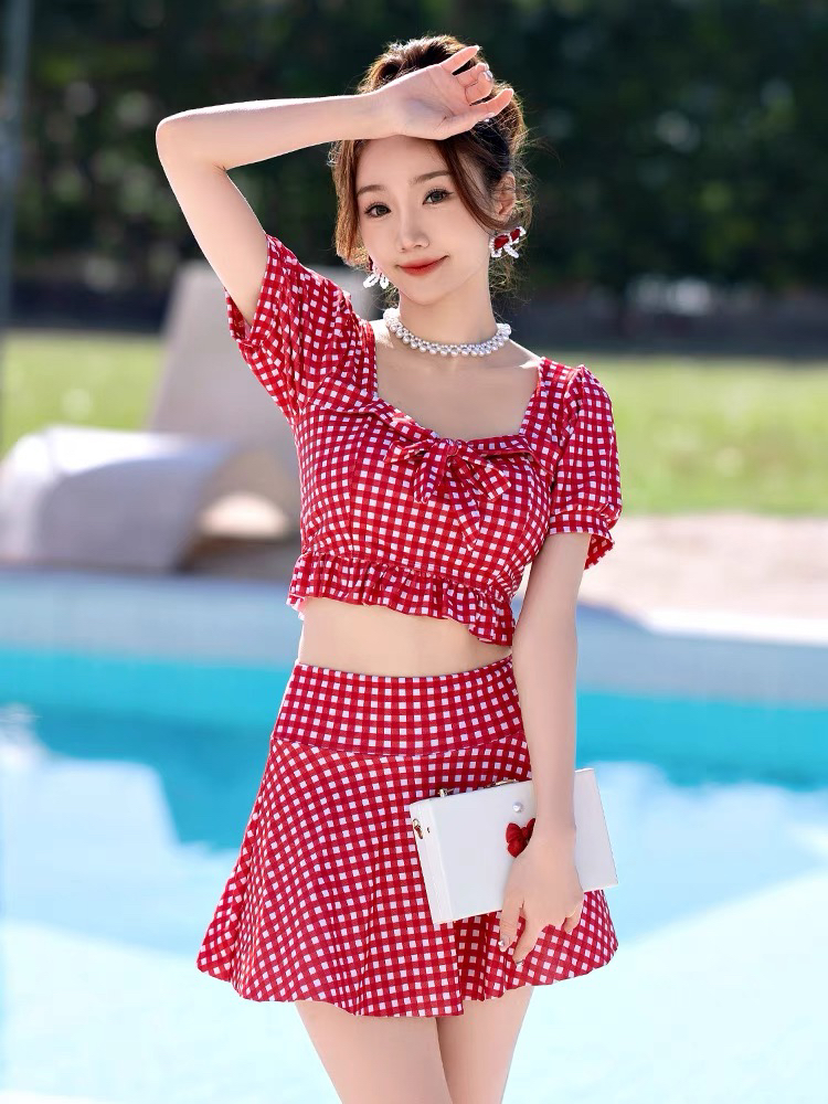 2025新款泳衣女分体裙式学生少女格子显瘦遮肚两件套泡温泉游泳衣