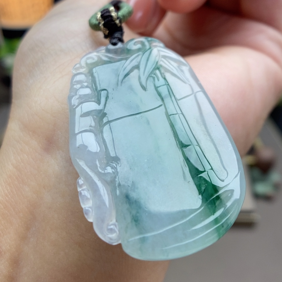 翡翠未镶嵌颈饰吊坠34