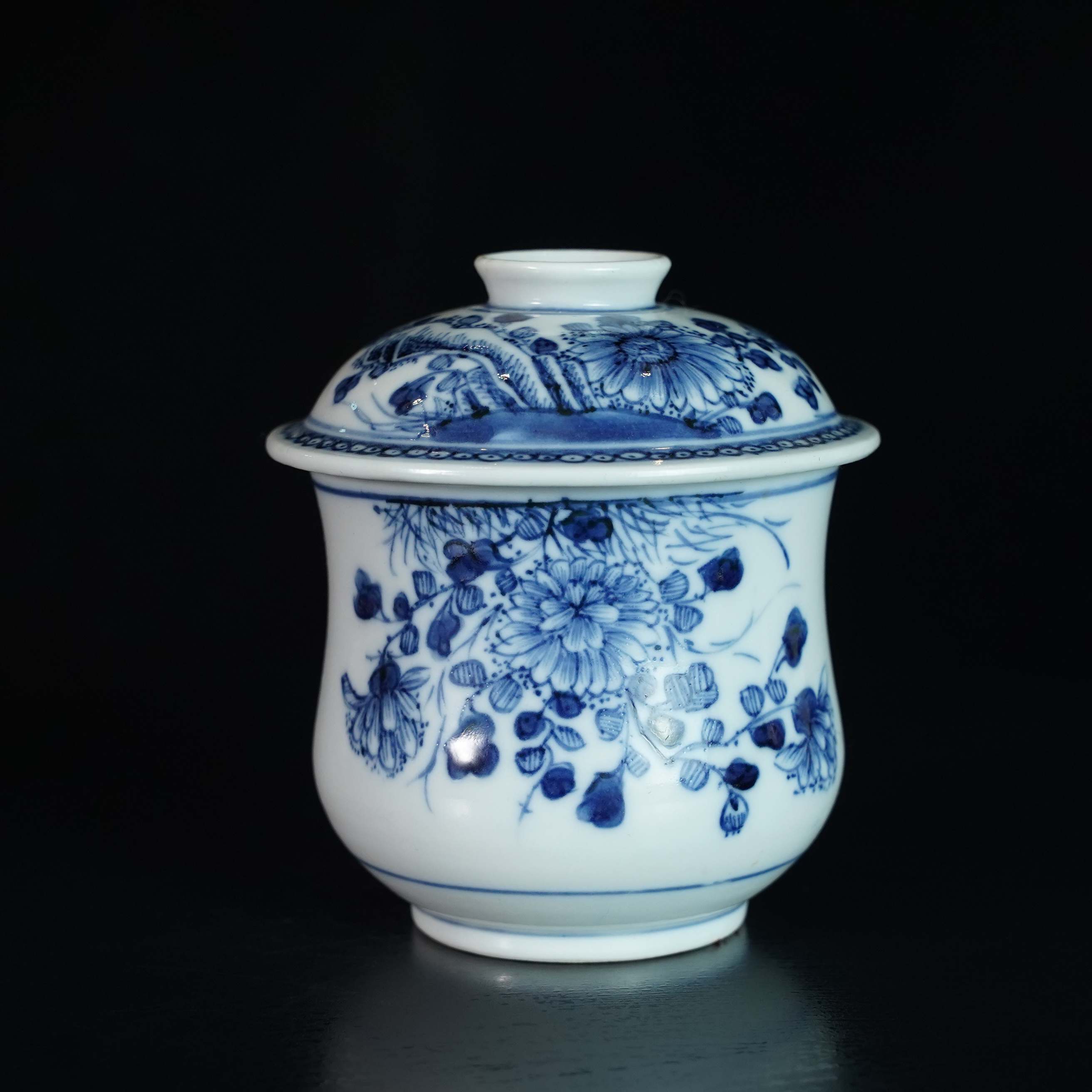 LDGJ250212003【十竹斋】清康熙花卉纹盖缸