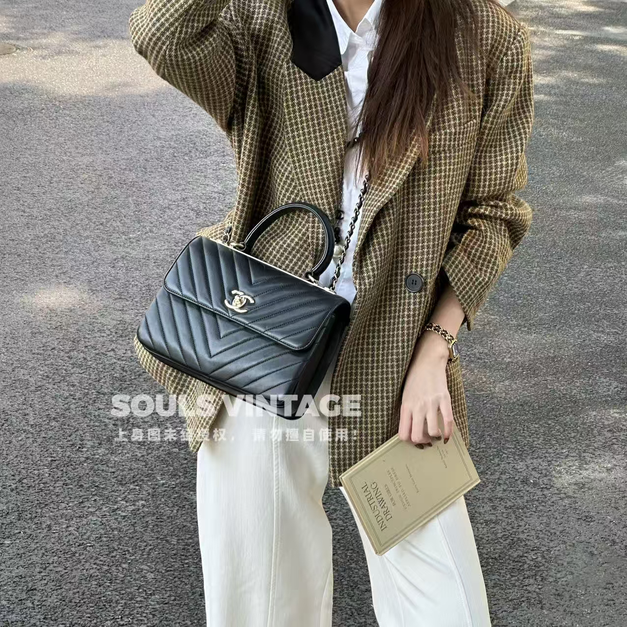 95新 Chanel/香奈儿 黑金 羊皮 V纹手柄trendycc小号/645442744