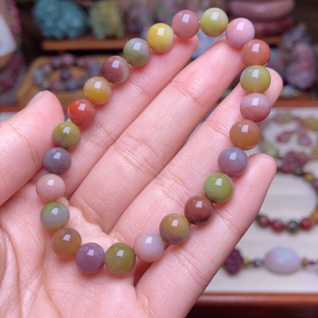 玛瑙/玉髓珠宝半成品未镶嵌盐源玛瑙磨砂老矿料手串