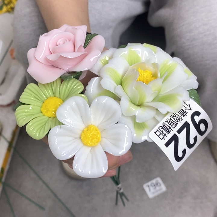 摆件陶瓷材料研究