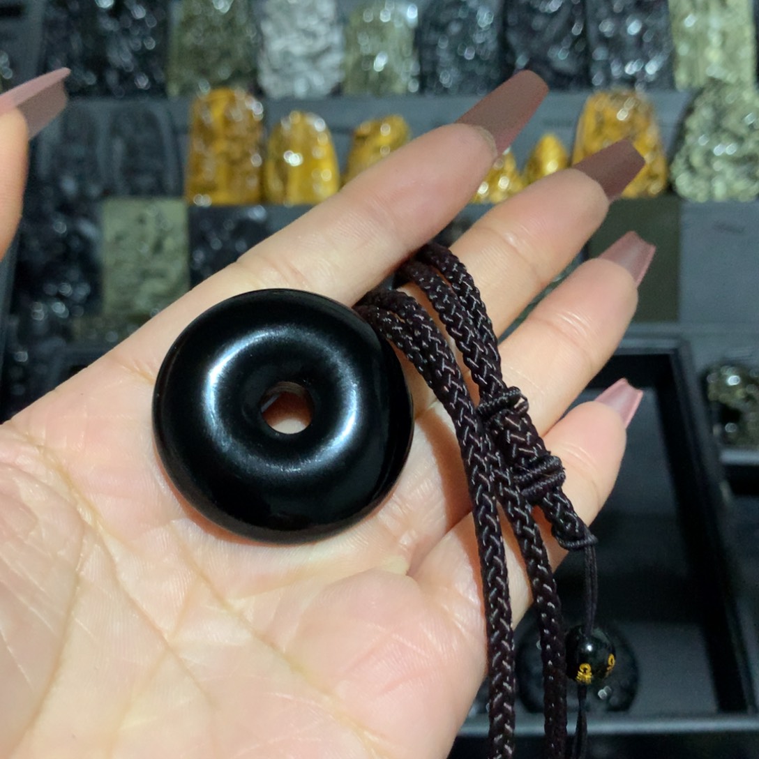 黑曜岩吊坠(赠链)未镶嵌1****3