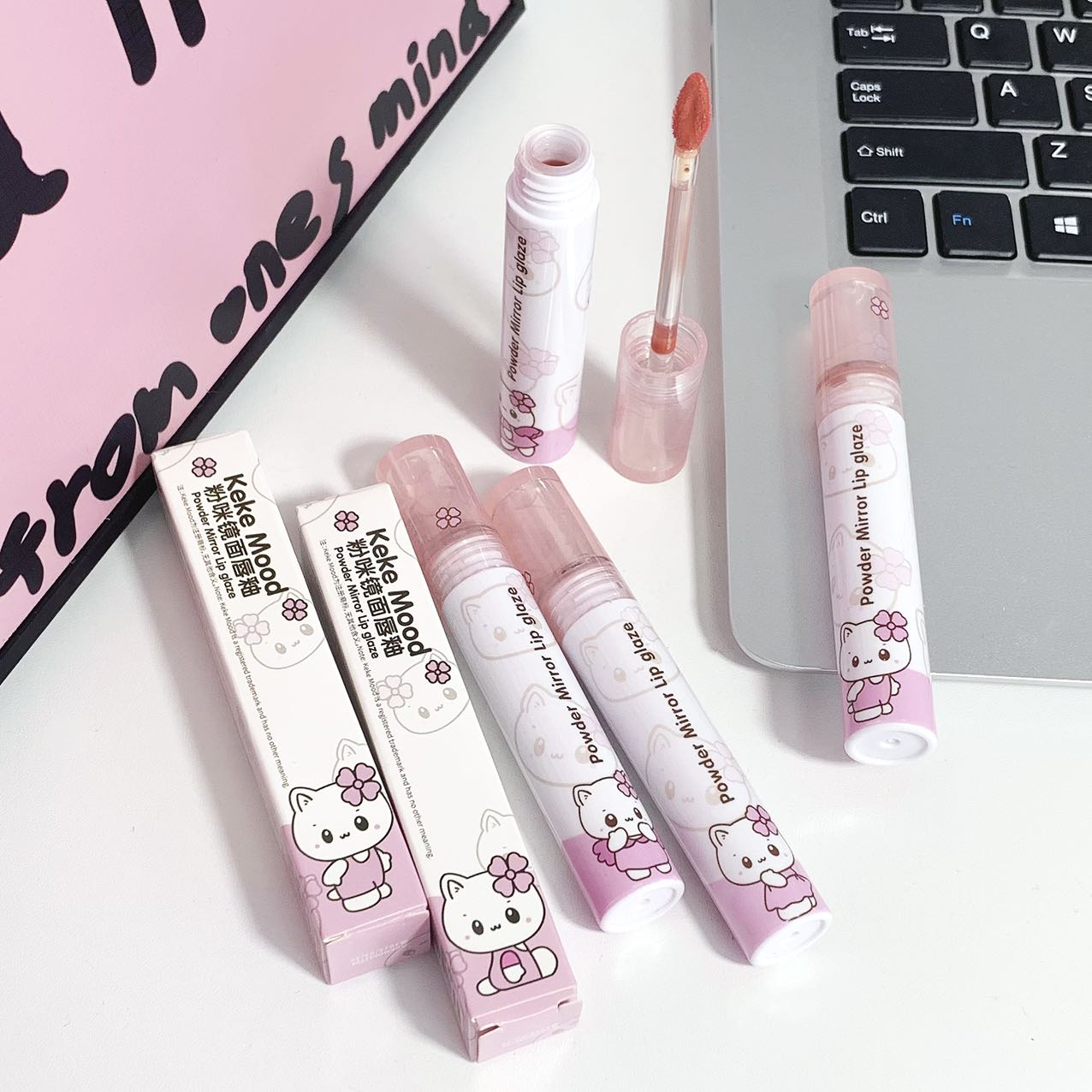 买一送二！粉咪镜面亮色唇釉水光滋润保湿护唇清透淡化唇纹不沾杯