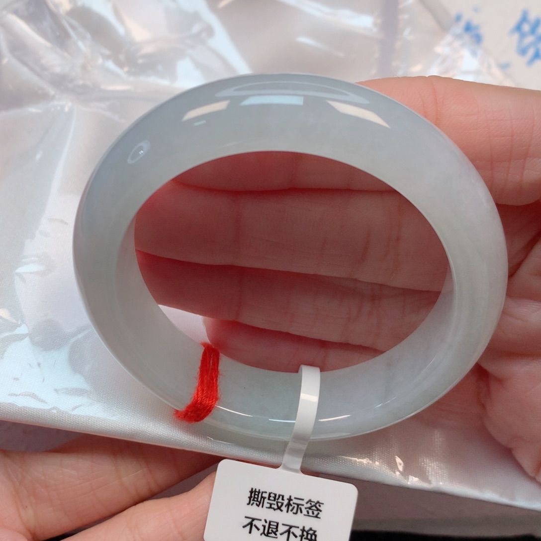 翡翠手镯未镶嵌50.4圈 白月光