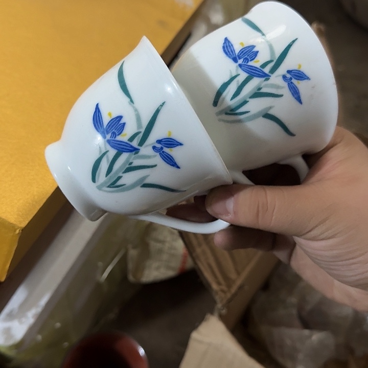 茶盏陶瓷盘子啥都有