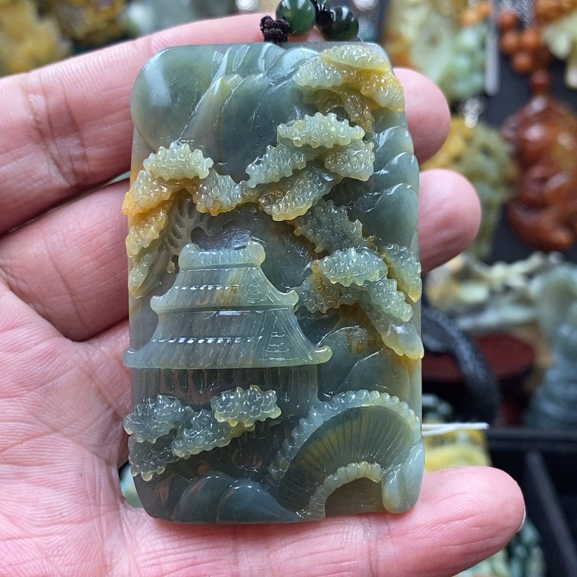 【闪购商品】蛇纹石玉吊坠未镶嵌