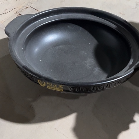 微瑕，明火，口径24高6.5小号无盖，可能无标