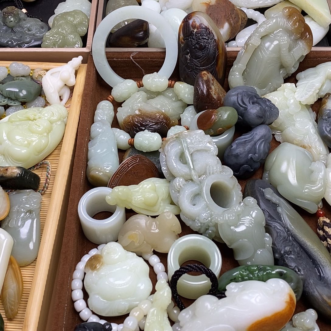 和田玉（糖玉）挂件未镶嵌