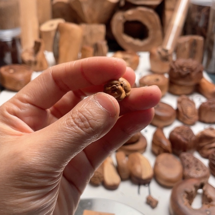 檀香木原汁原味老山檀香猪