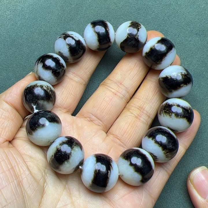 和田玉手链未镶嵌莫*