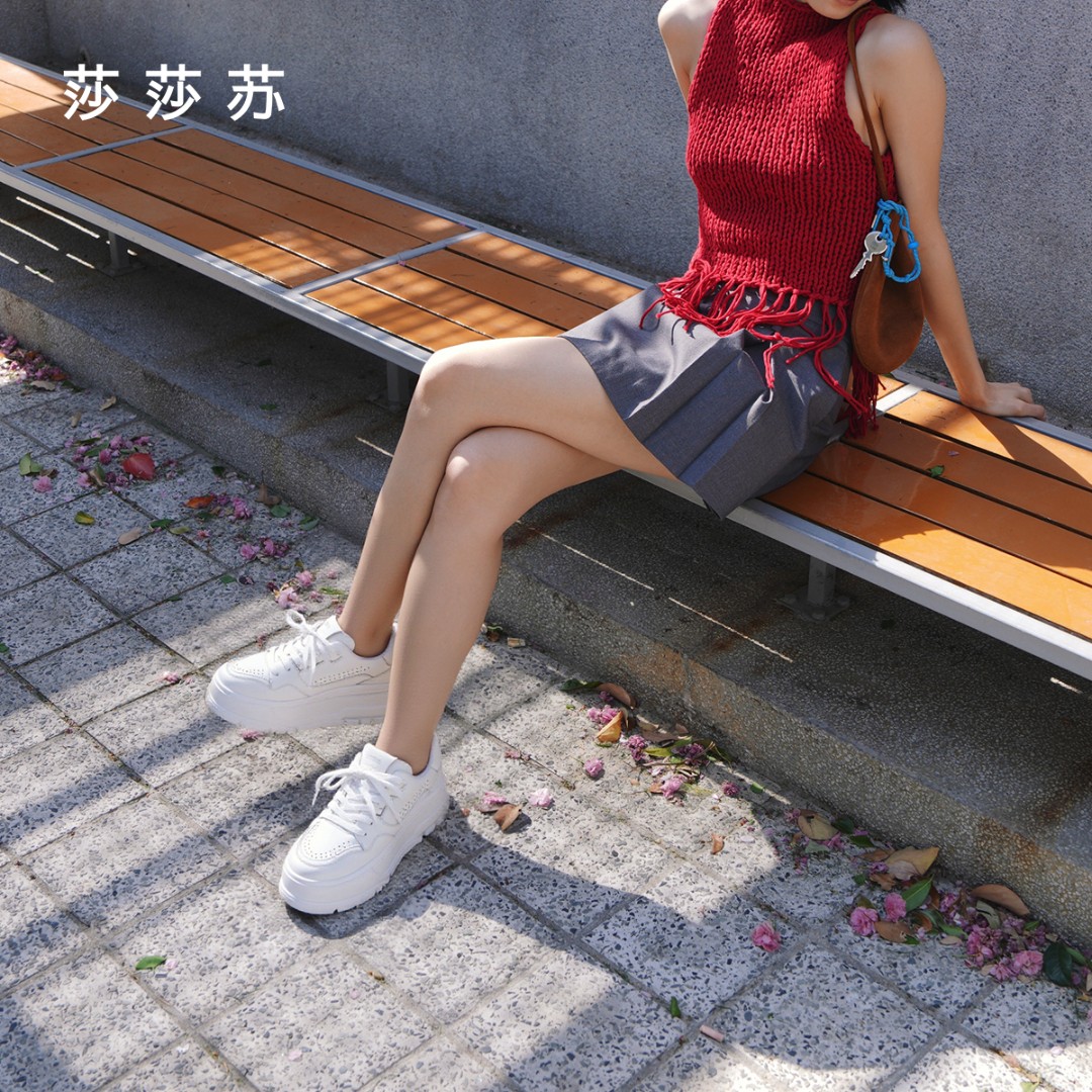 莎莎苏6.5CM增高休闲厚底透气小个子板鞋2025秋季新款ZA65389-40