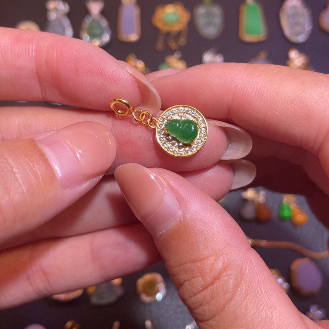 翡翠银S925镶嵌颈饰