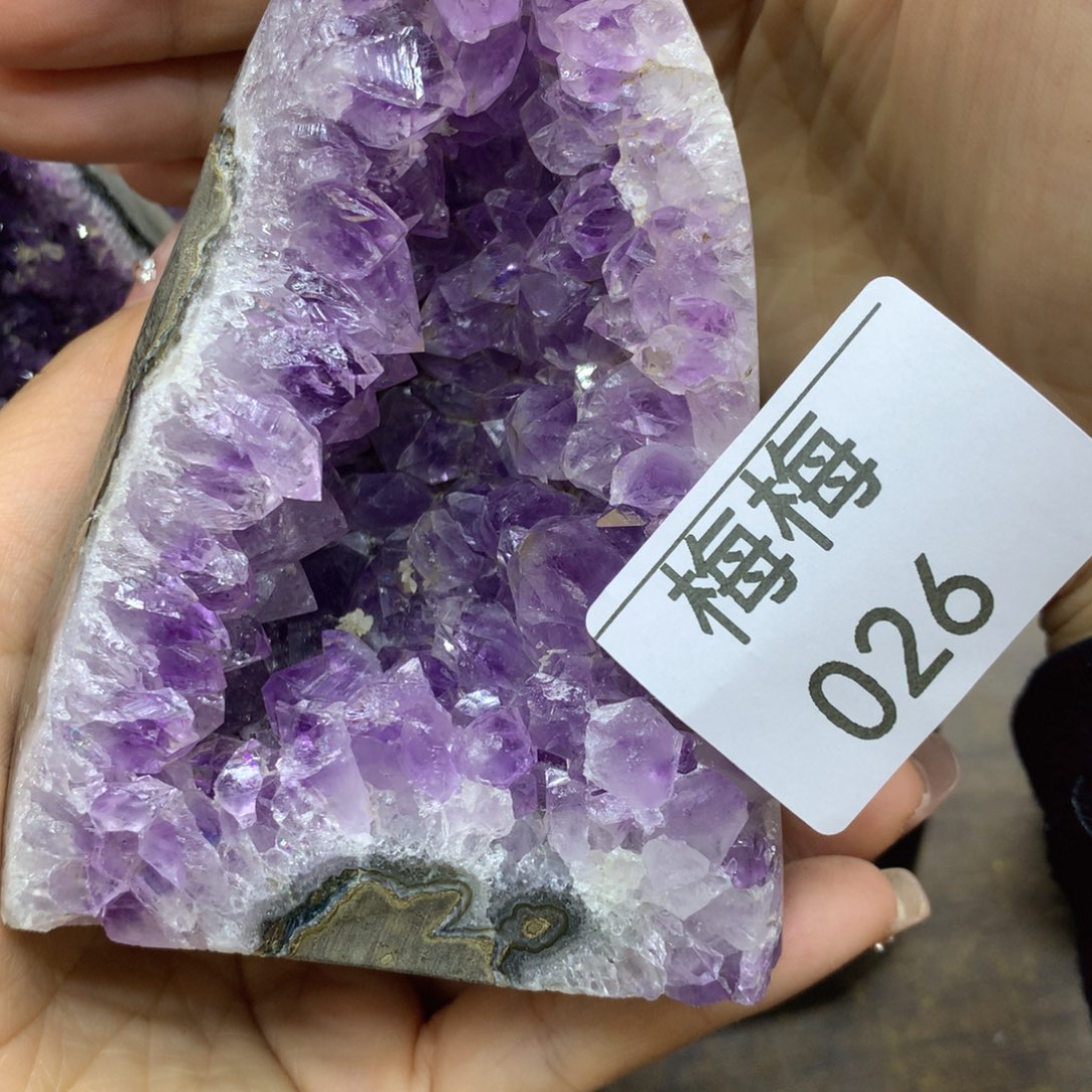 未镶嵌紫晶大型摆件（非配饰）