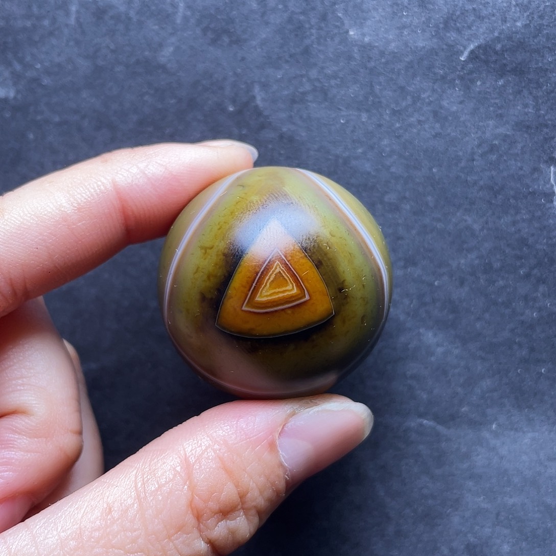 珍***米玛瑙/玉髓未镶嵌珠宝奇石