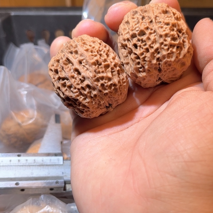 文玩核桃吊坠滇西47