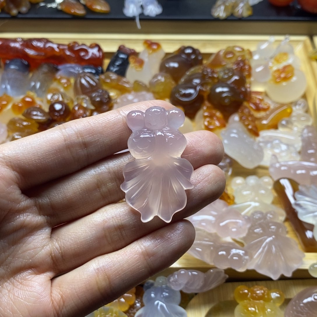 玛瑙/玉髓颈饰未镶嵌苗**蛋