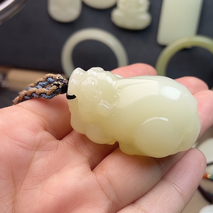 立体貔貅圆润饱满