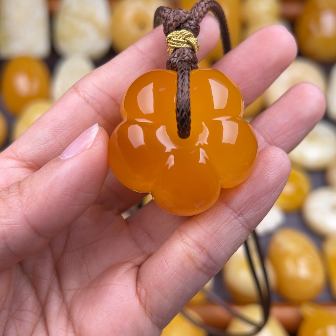 琥珀颈饰未镶嵌纯天然琥珀蜜蜡无优化