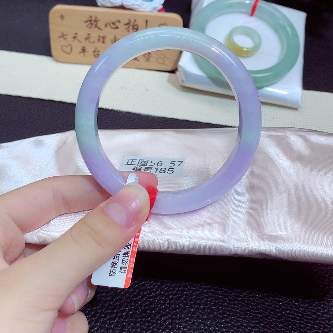 翡翠未镶嵌手镯185