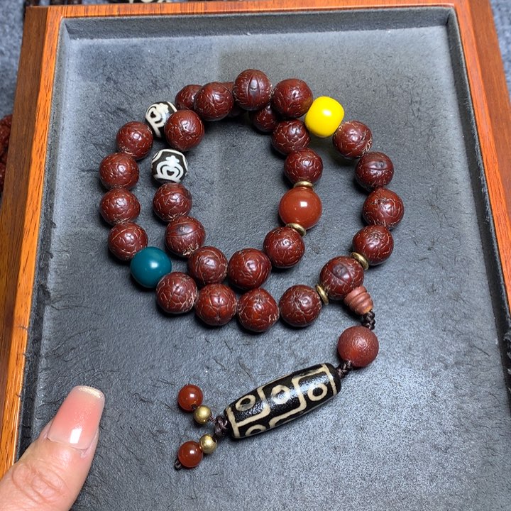 凤眼菩提吊坠菩提