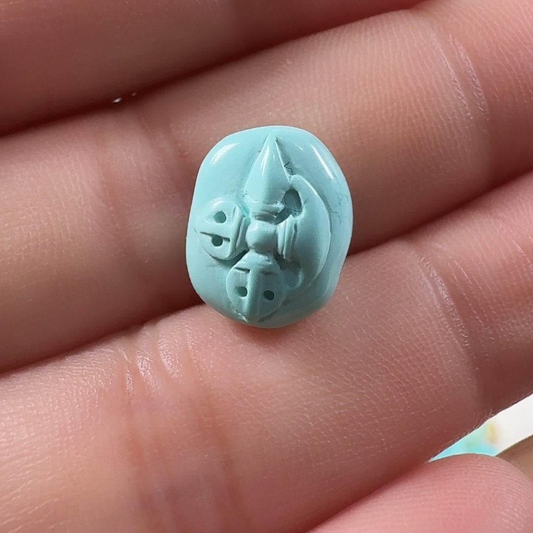 绿松石未镶嵌颈饰