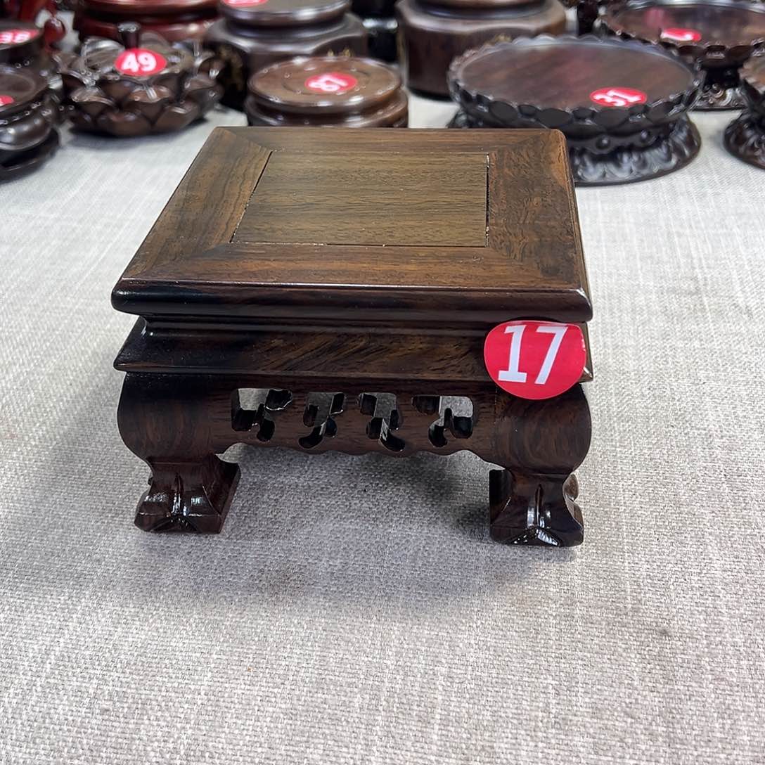 红木底座精雕工艺品