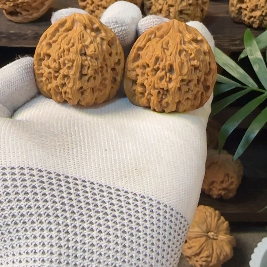 和***合把件文玩核桃南将石色差带黄福利