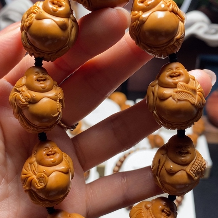 橄榄核吊坠弥勒送福