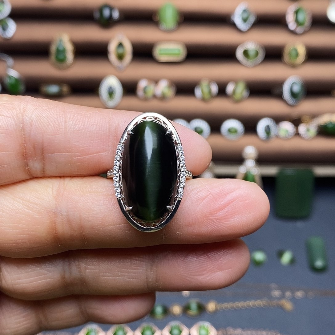 吊坠(不含链)银S925镶嵌和田玉（碧玉）戒指