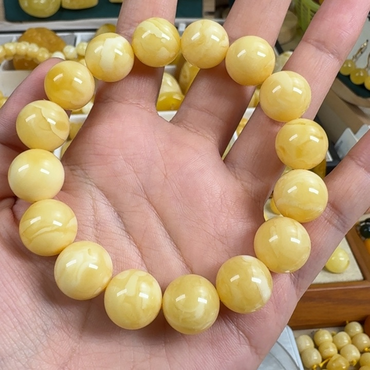 蜜蜡珠宝奇石未镶嵌