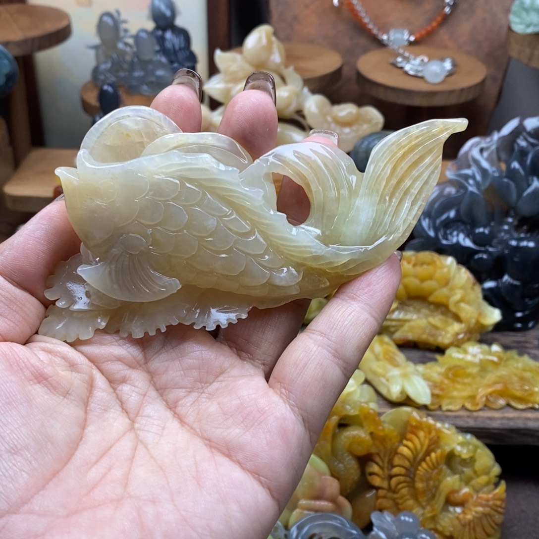 蛇纹石玉未镶嵌吊坠(赠链)