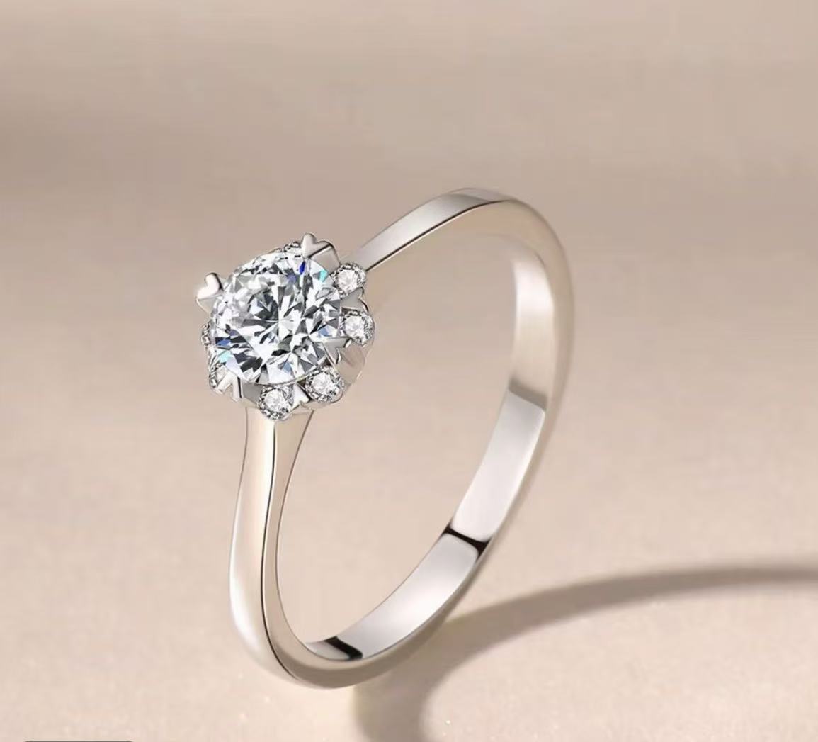 1.0CT  小初花女戒