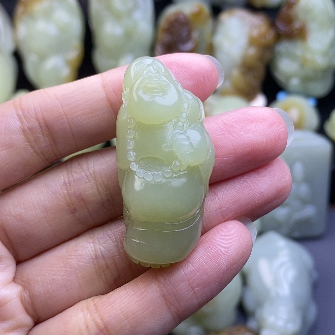 未镶嵌和田玉把件