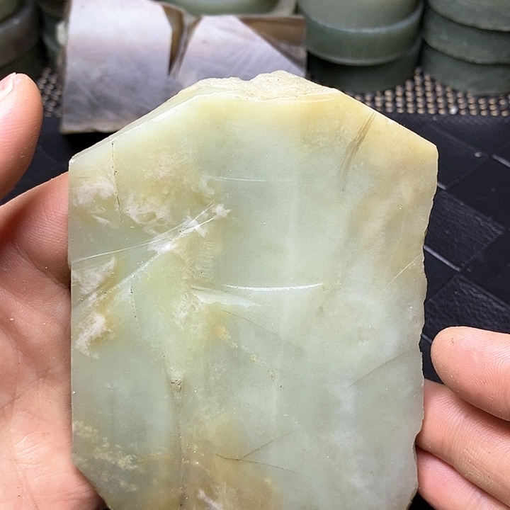 和田玉毛料未镶嵌