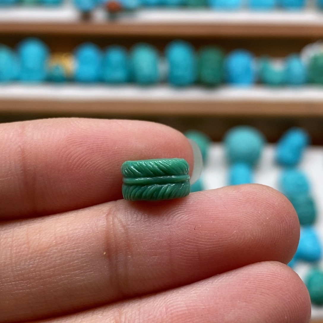 绿松石颈饰未镶嵌顺**然