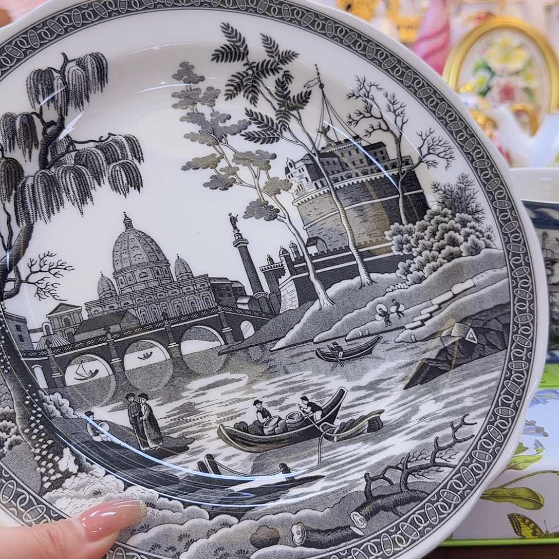 摆件欧洲瓷器收藏鉴赏