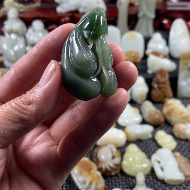 和田玉（碧玉）未镶嵌挂件