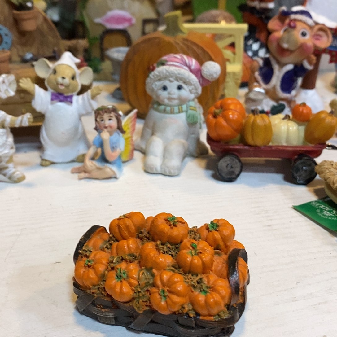 树脂制品南瓜框摆件